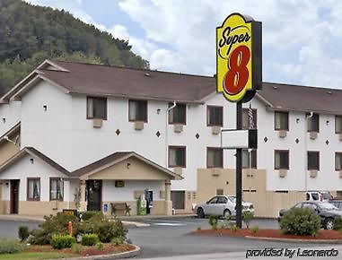 Super 8 Butler Hotel Exterior foto