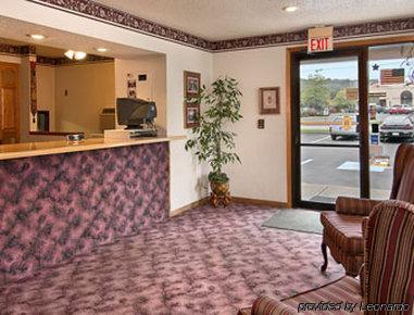 Super 8 Butler Hotel Interior foto